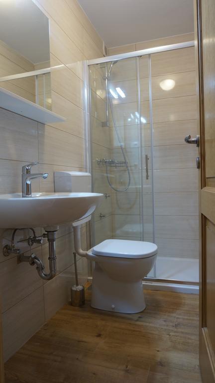 Guest House Jere Old Town روغوزنيكا الغرفة الصورة