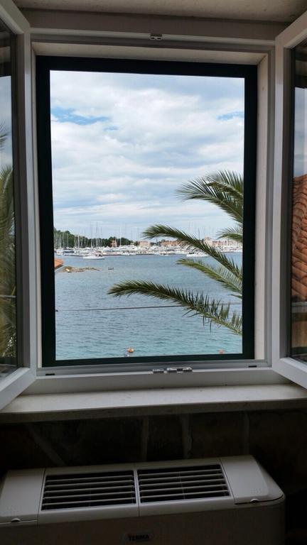 Guest House Jere Old Town روغوزنيكا المظهر الخارجي الصورة