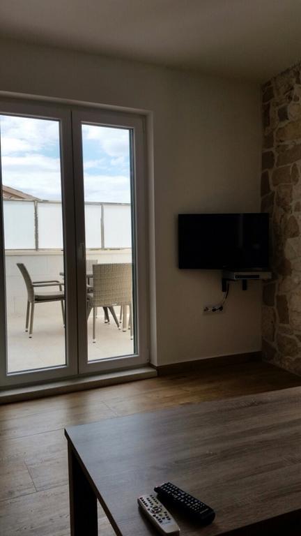 Guest House Jere Old Town روغوزنيكا المظهر الخارجي الصورة
