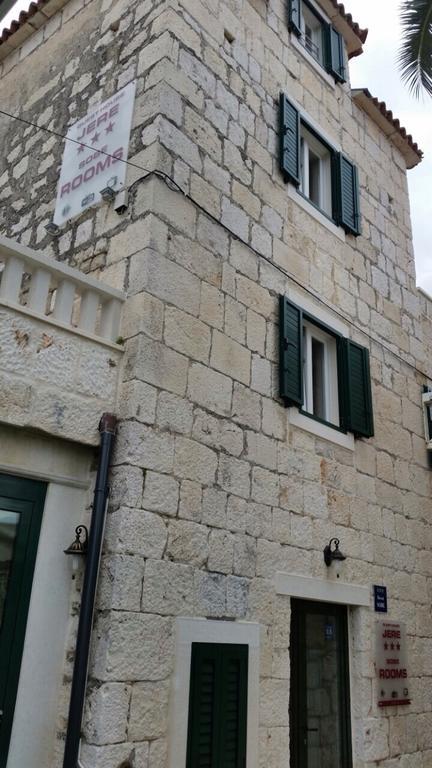 Guest House Jere Old Town روغوزنيكا المظهر الخارجي الصورة