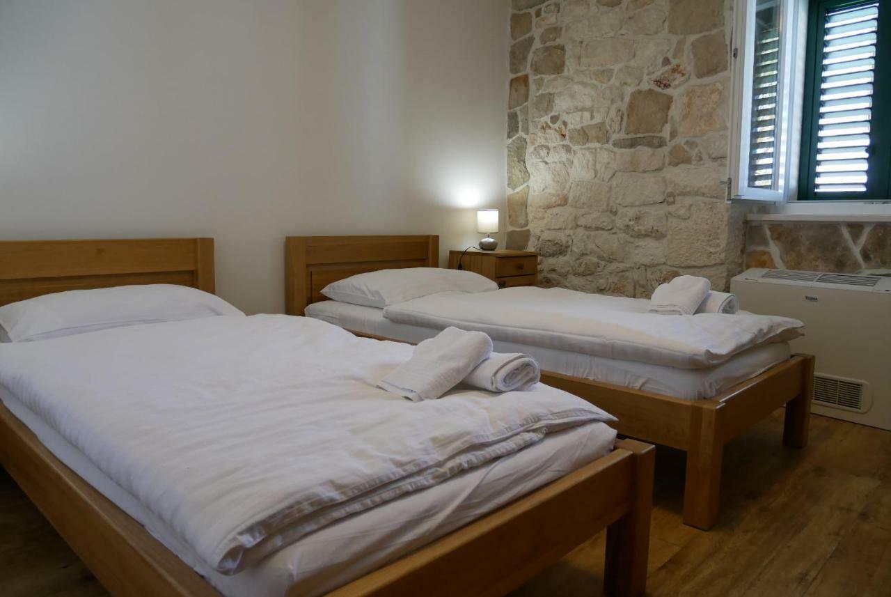 Guest House Jere Old Town روغوزنيكا المظهر الخارجي الصورة